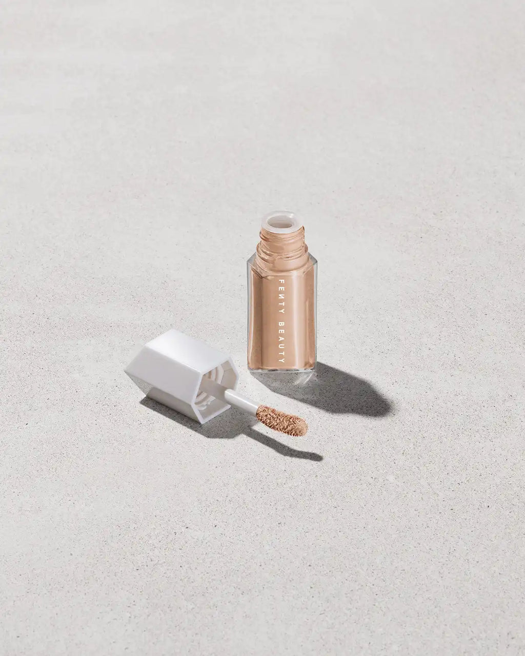 We're Even Hydrating Longwear Concealer — 280C