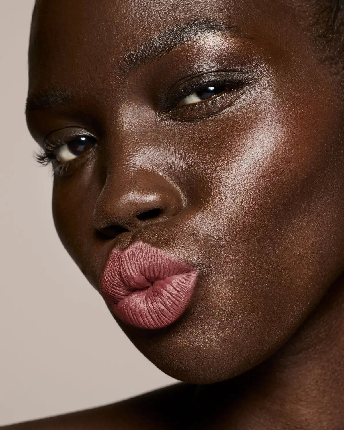 Stunna Lip Paint Longwear Fluid Lip Color — Uncuffed Secondary image