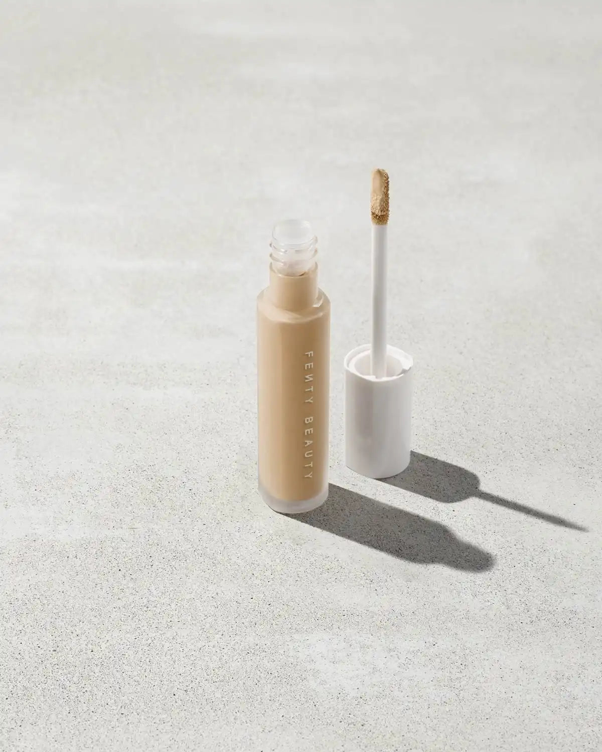 Pro Filt'r Instant Retouch Concealer — #290 Main image