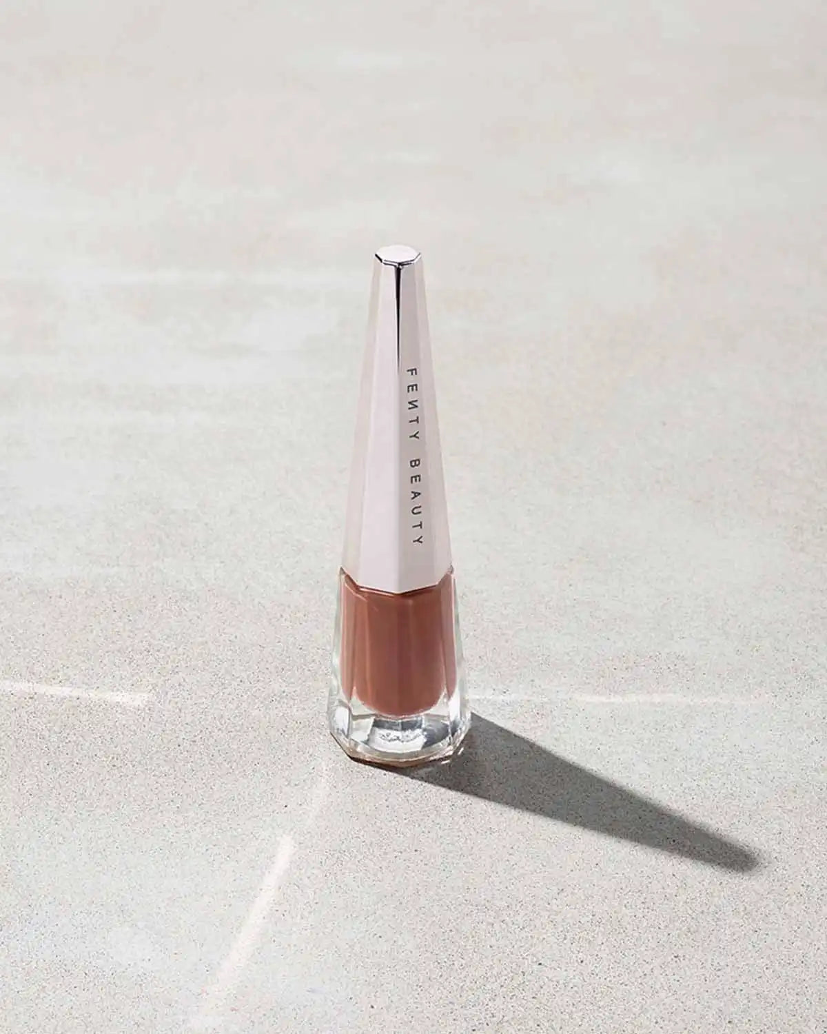 Stunna Lip Paint Longwear Fluid Lip Color — Unveil Main image