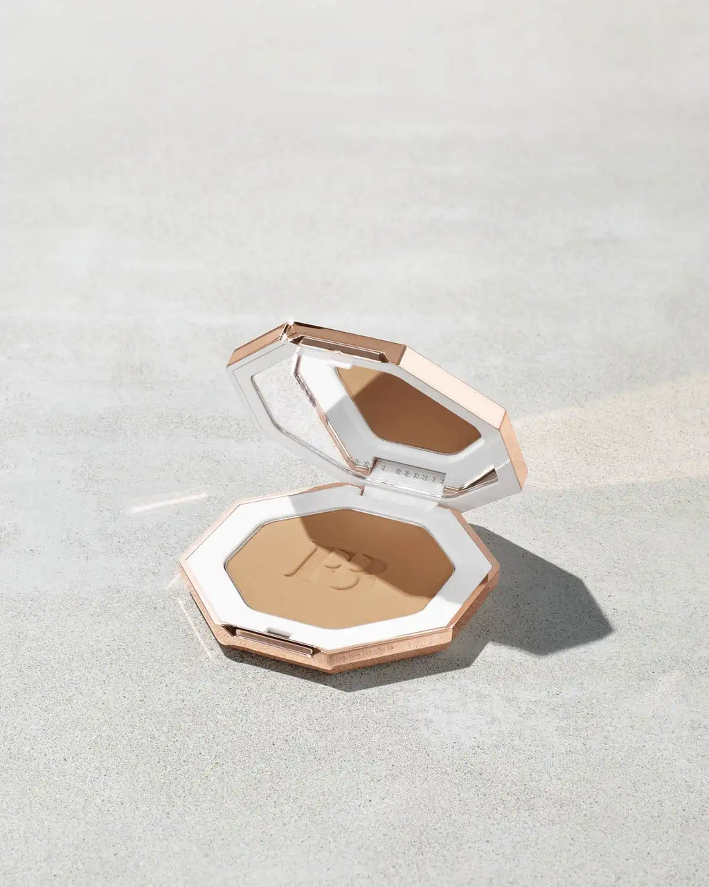 Sun Stalk'r Instant Warmth Bronzer — Shady Biz