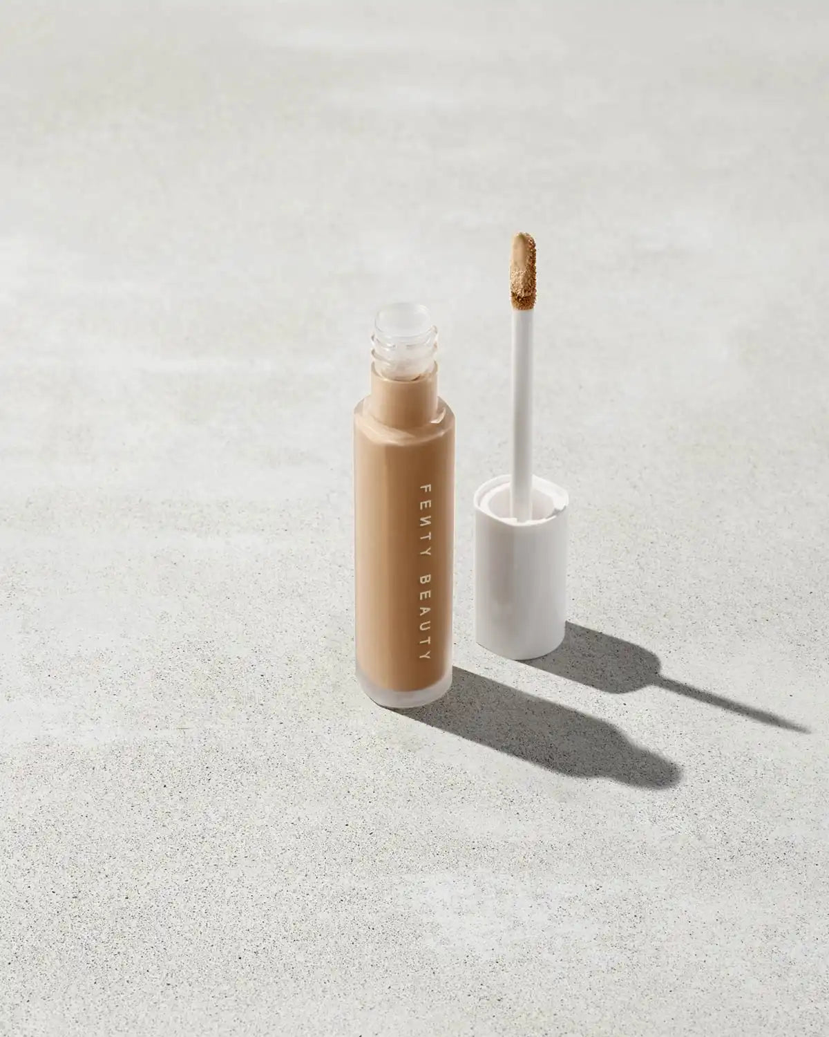 Pro Filt'r Instant Retouch Concealer — #340 Main image
