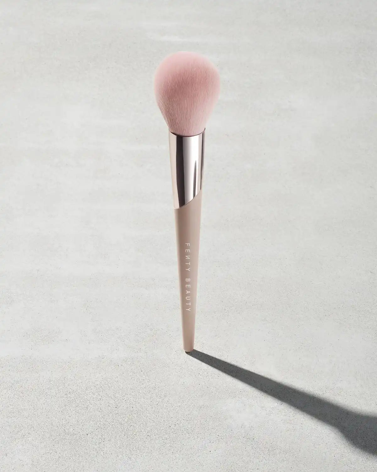 Powder Puff Setting Brush 170 Main image