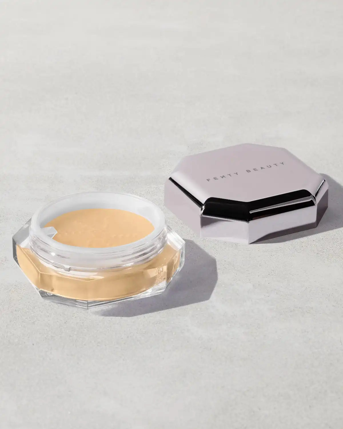 Set it Down Superfine Blurring Setting Powder — Banana Main image
