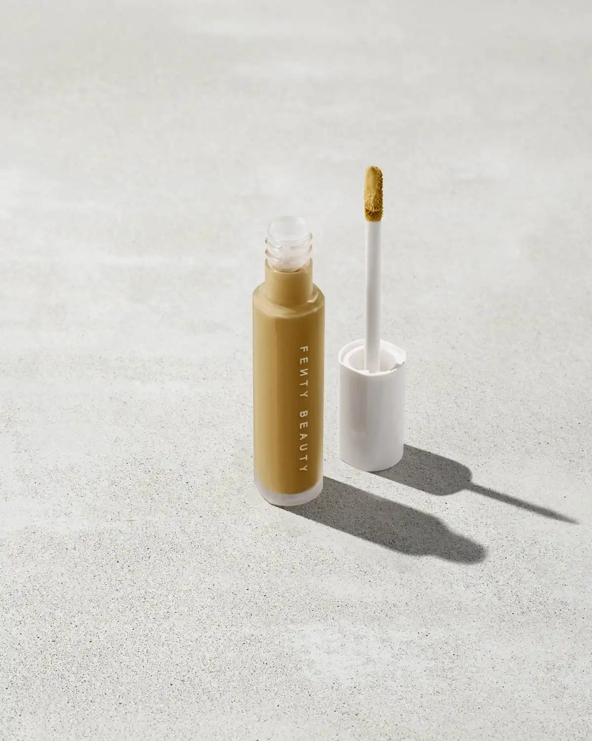 Pro Filt'r Instant Retouch Concealer — #345 Main image