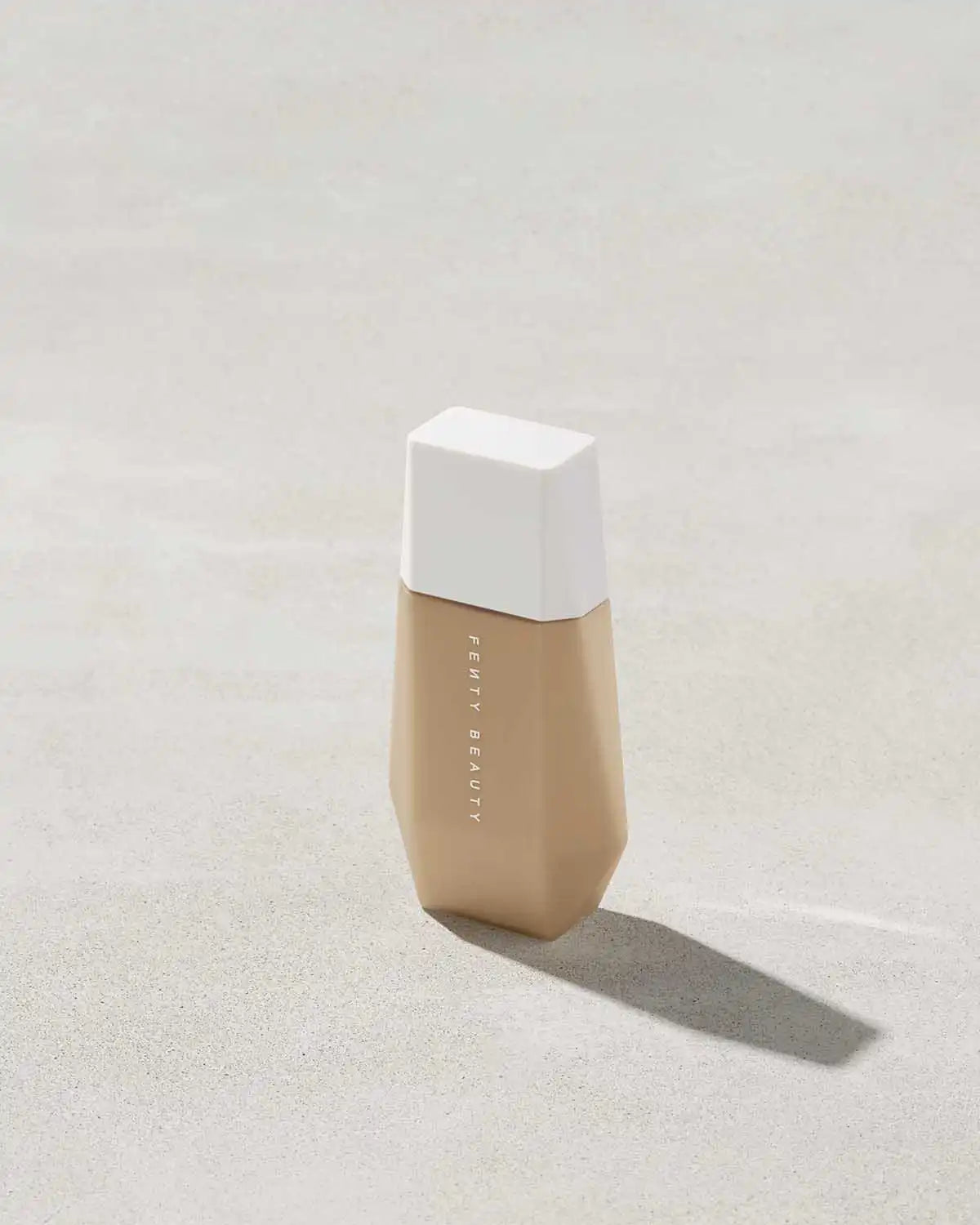 Eaze Drop Lightweight Blurring Skin Tint — 7 Main image