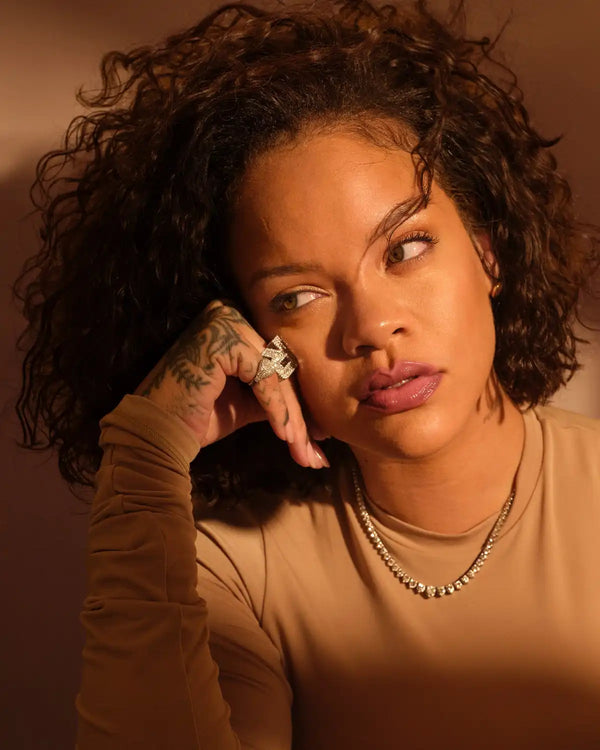Eaze Drop Lightweight Blurring Skin Tint — 25