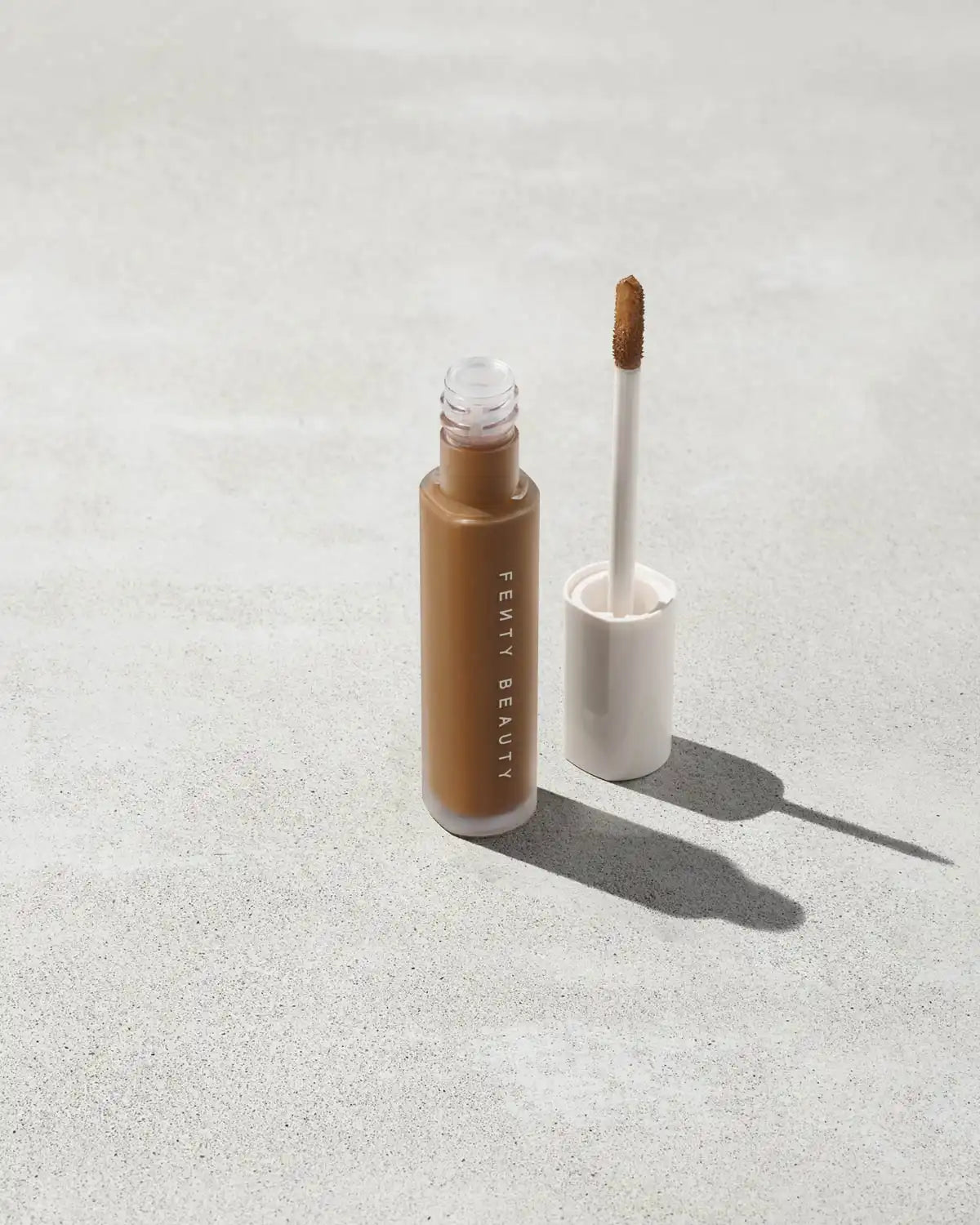 Pro Filt'r Instant Retouch Concealer — #410 Main image