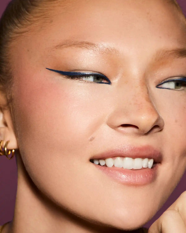 Fine Linez Lash Line-Enhancing Eyeliner — The Navy