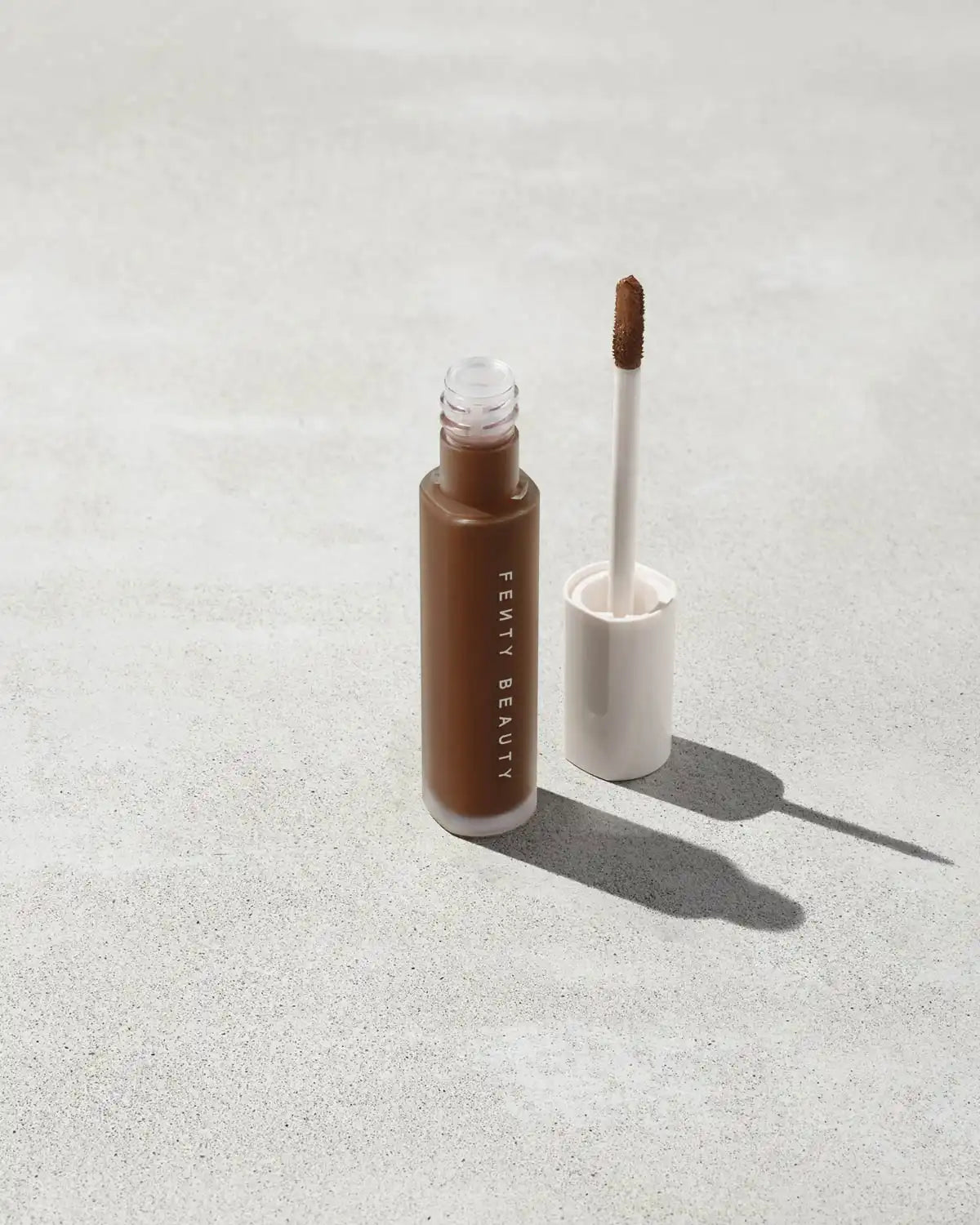 Pro Filt'r Instant Retouch Concealer — #490 Main image