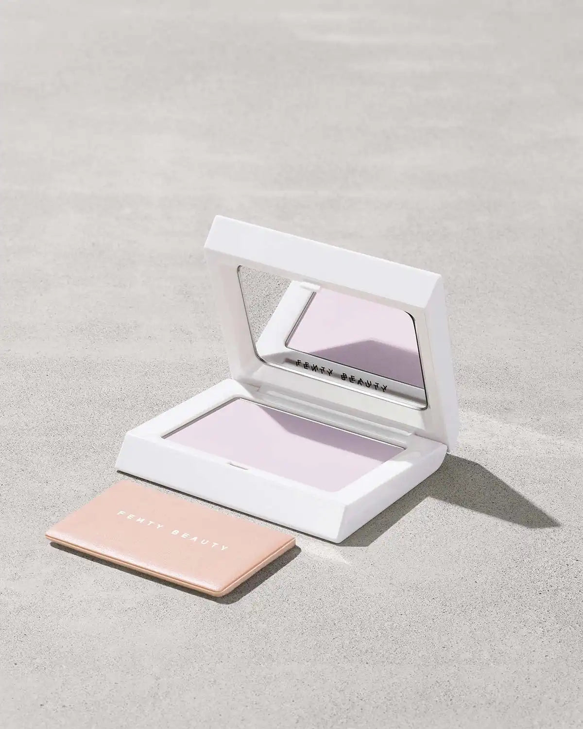 Bright Fix Instant Brightening + Blurring Powder — Lavender Main image