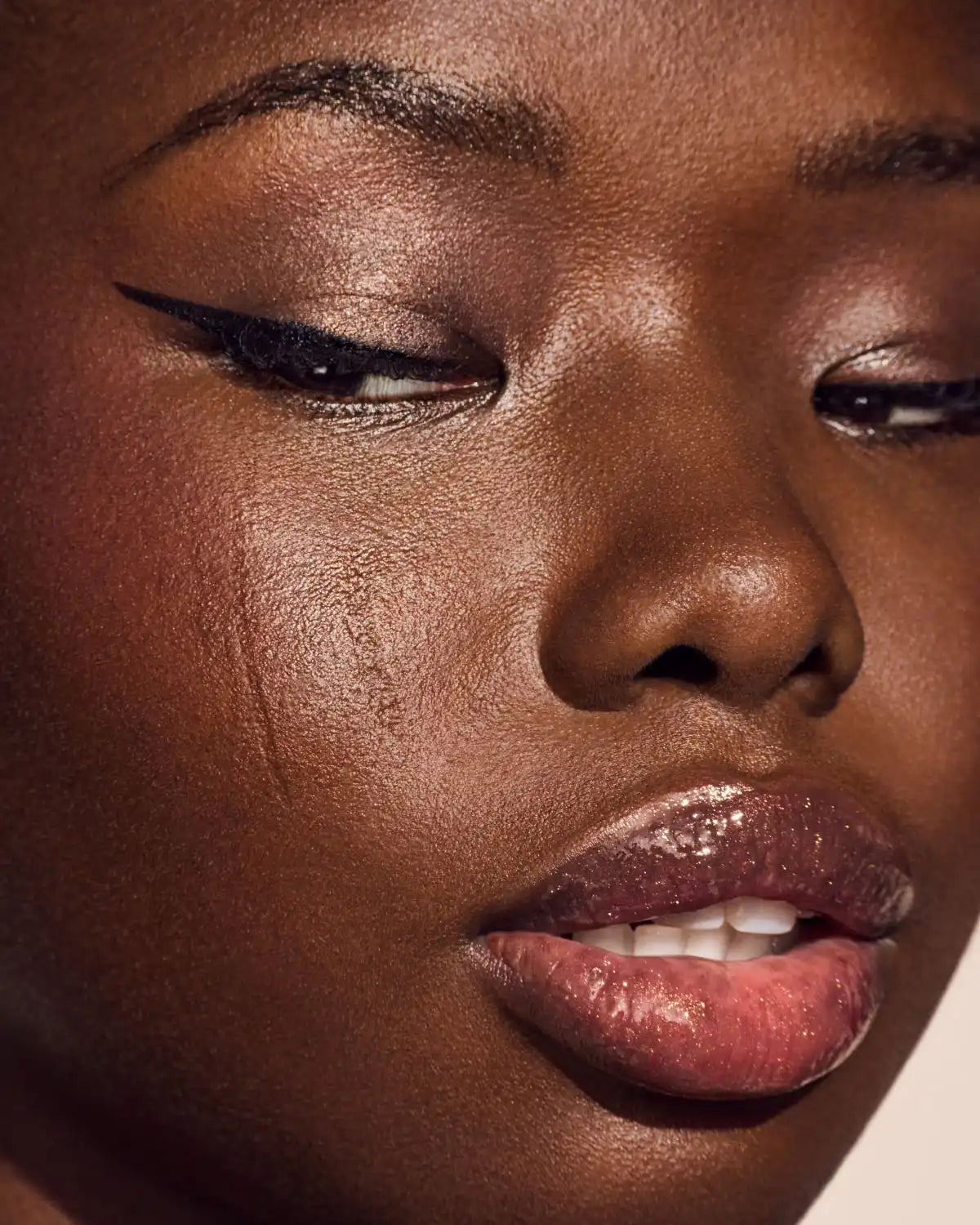 Flyliner Longwear Liquid Eyeliner — Cuz I'm Black Secondary image
