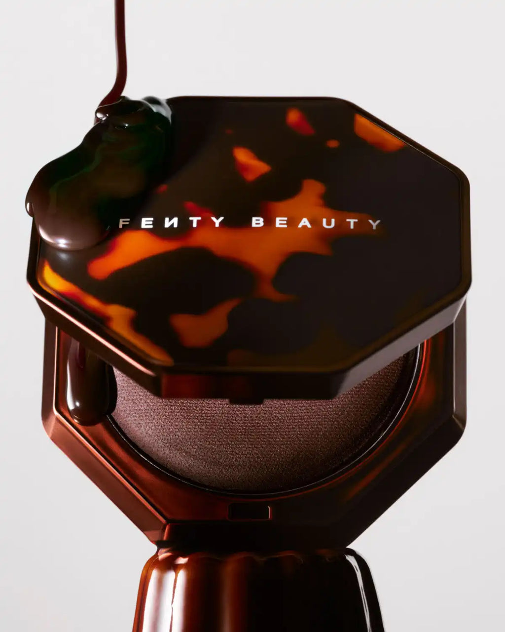 Sun Stalk’r Soufflé Pressed Mousse Cream Bronzer — Brown Butt’r