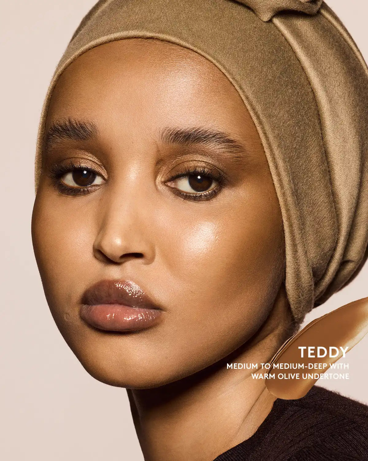 Cheeks Out Freestyle Cream Bronzer — Teddy Secondary image
