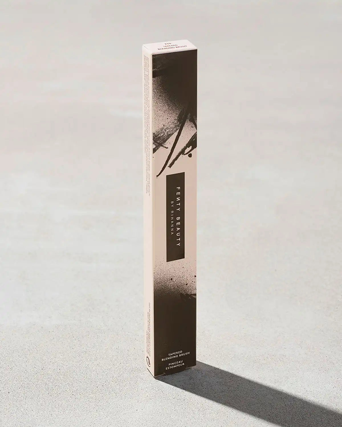 Tapered Blending Brush 210 Secondary image