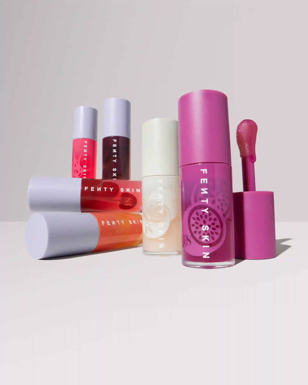 Fenty Treatz Hydrating + Strengthening Lip Oil — Coconut